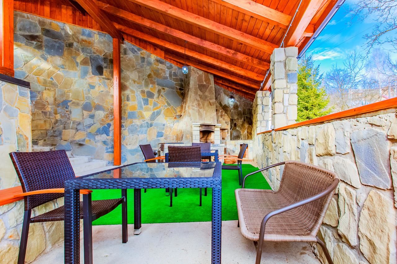 Отель ATAVA family house Яремче