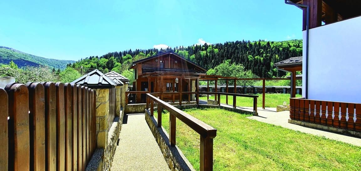 Отель ATAVA family house Яремче