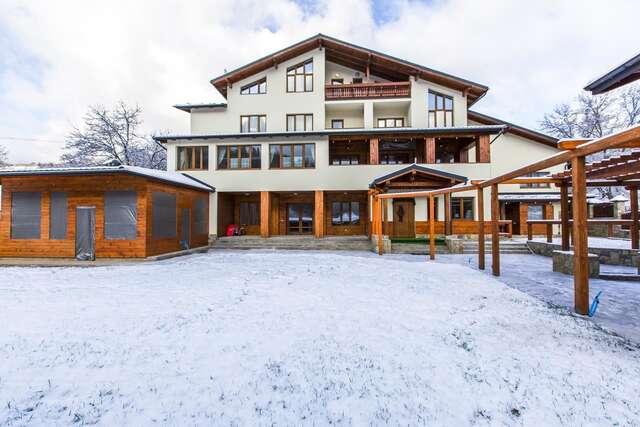 Отель ATAVA family house Яремче-5