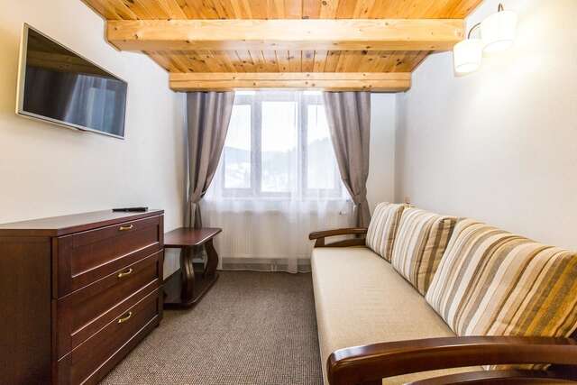 Отель ATAVA family house Яремче-36