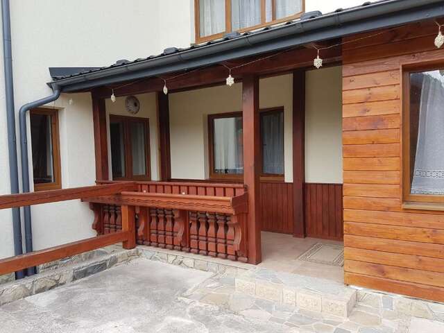 Отель ATAVA family house Яремче-55